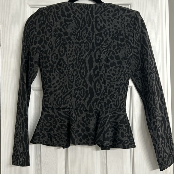 Peplum animal print evening jacket - Picture 4 of 4